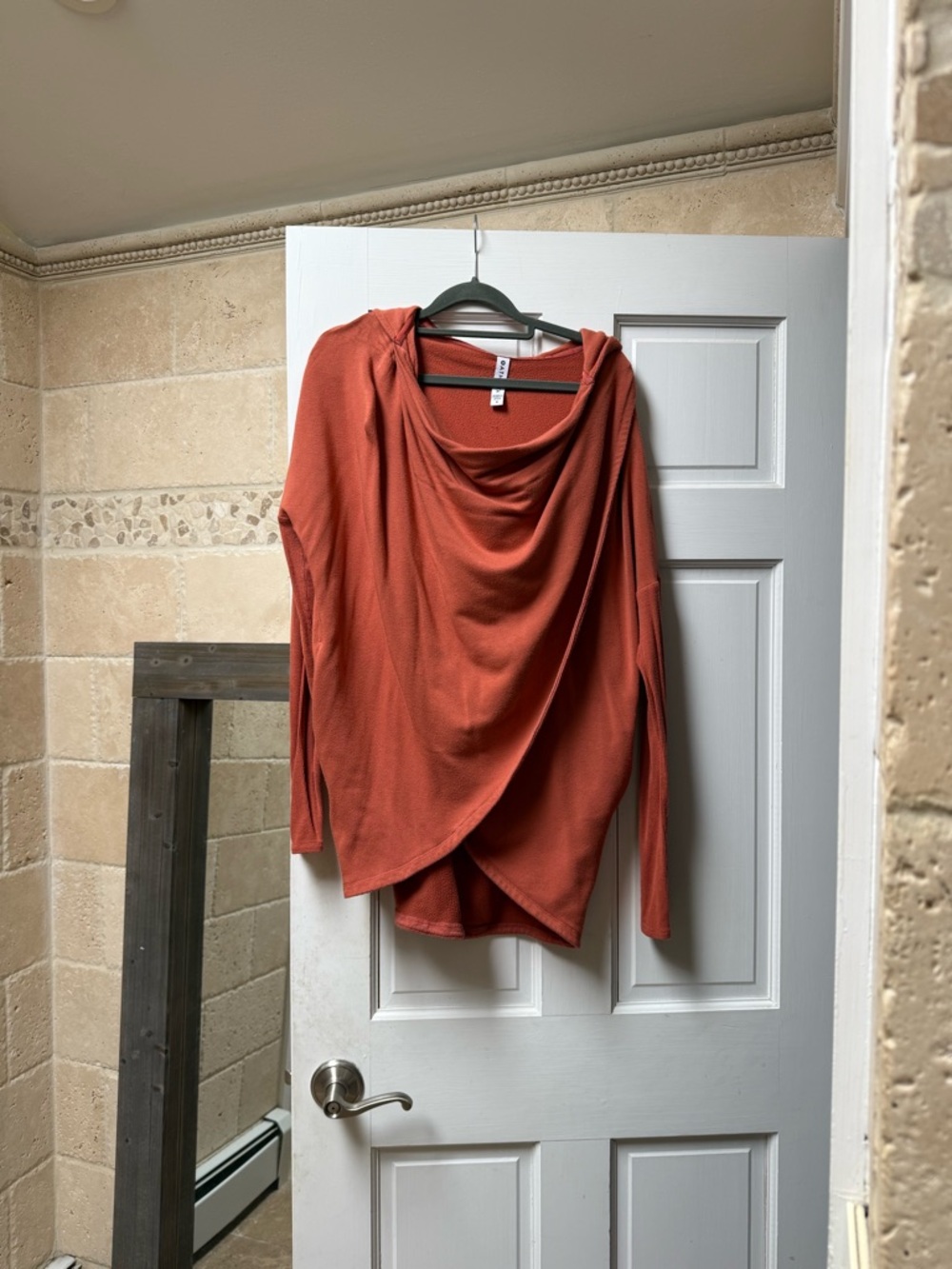 Athleta Terracotta V-Neck Pullover
